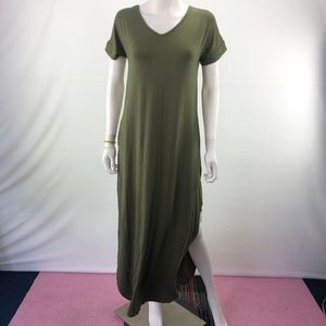 Short Batwing Sleeve V-neck Long Swing Shift Dress